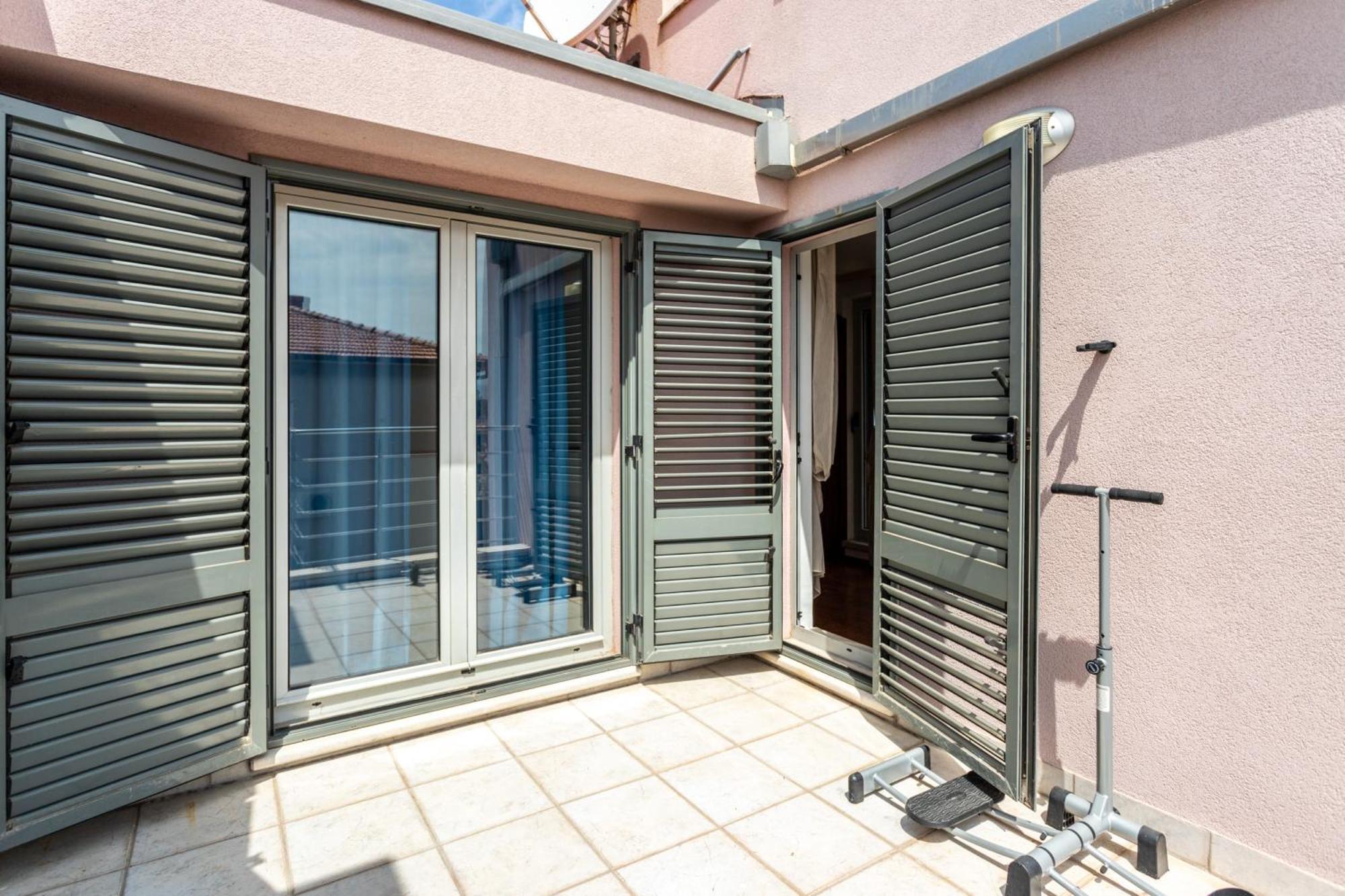 Villa Violeta With The Sea View, 3 Min Walk To The Beach Split Eksteriør billede