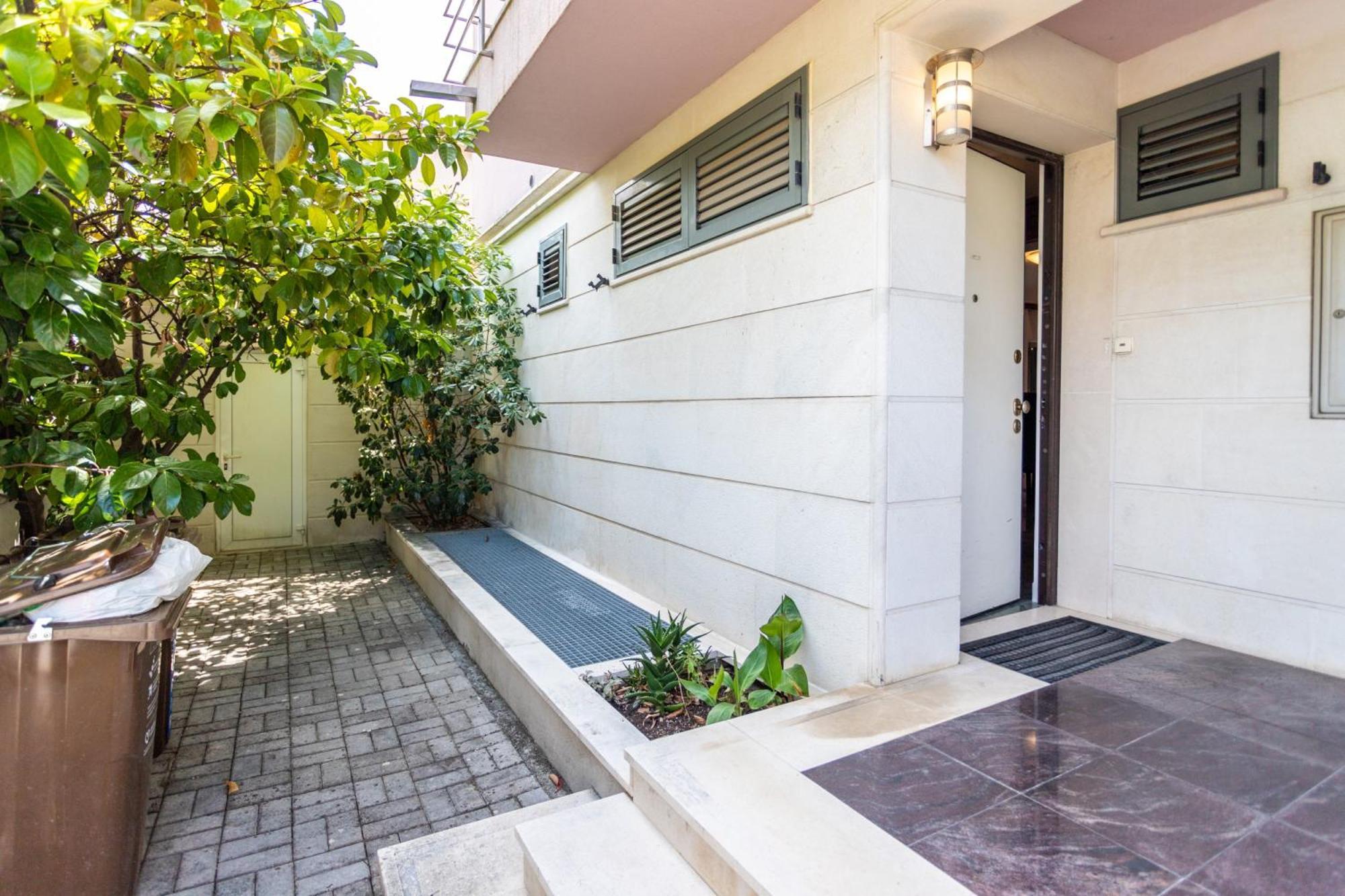 Villa Violeta With The Sea View, 3 Min Walk To The Beach Split Eksteriør billede