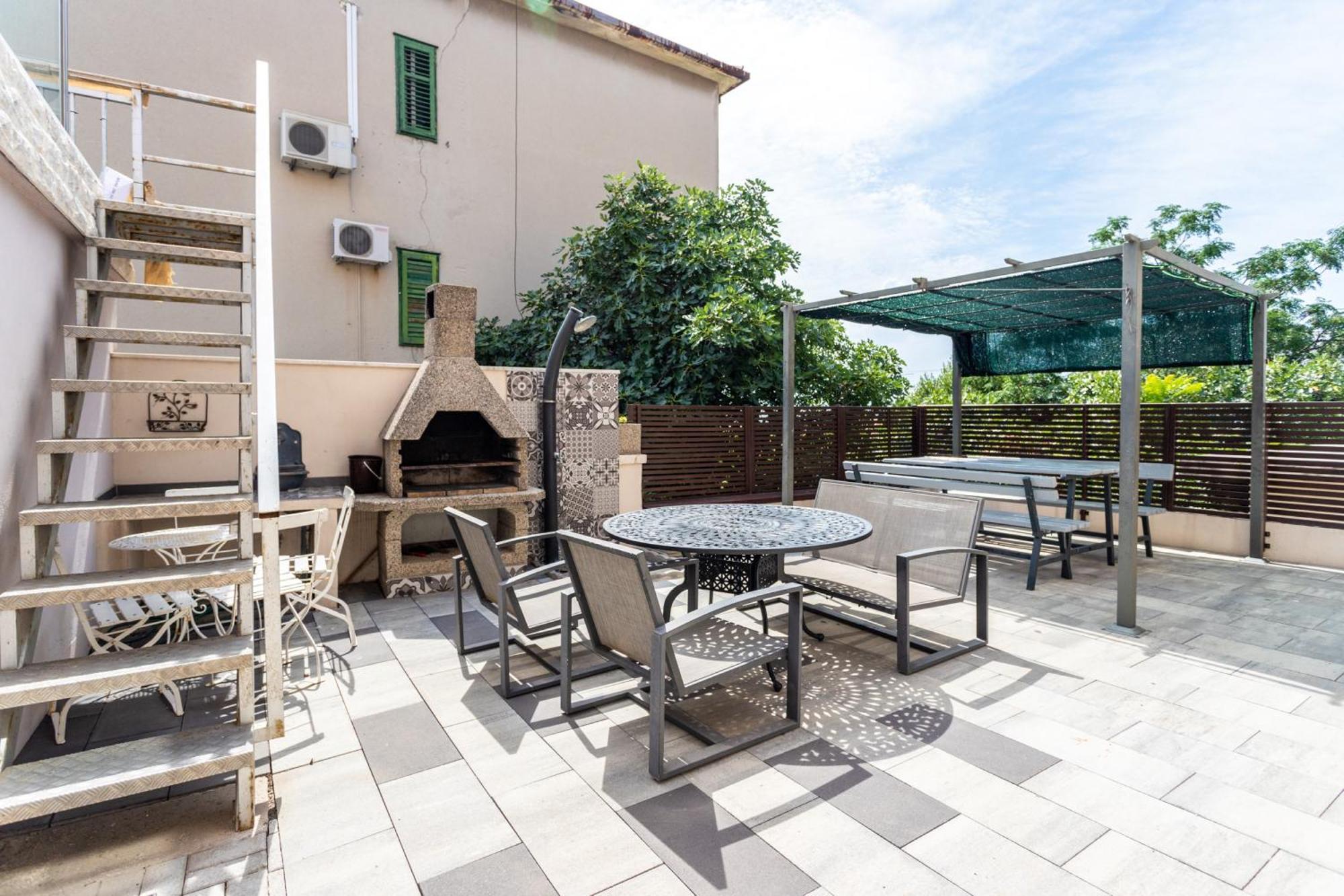 Villa Violeta With The Sea View, 3 Min Walk To The Beach Split Eksteriør billede