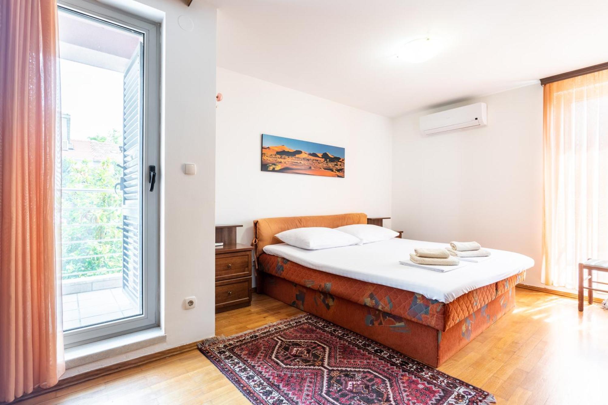 Villa Violeta With The Sea View, 3 Min Walk To The Beach Split Eksteriør billede